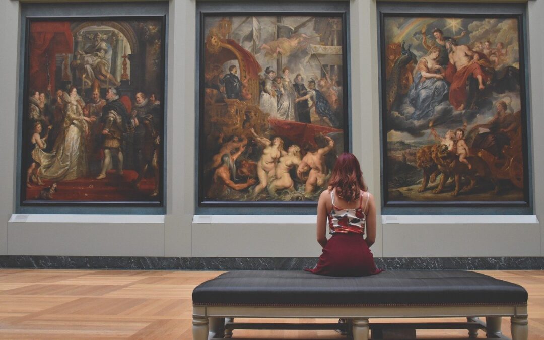 woman sitting a museum